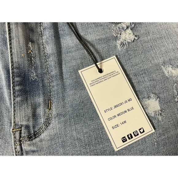 Judy Blue Boyfriend Fit High Waist Destroyed Light Wash Denim Size 14W JB82281 - Picture 5 of 14